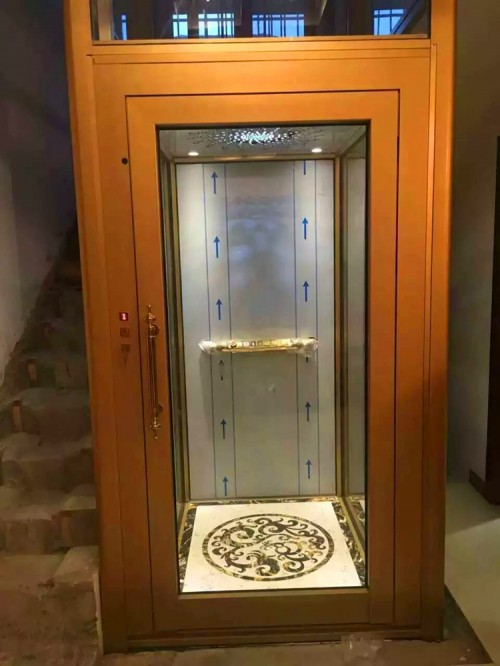 家用电梯